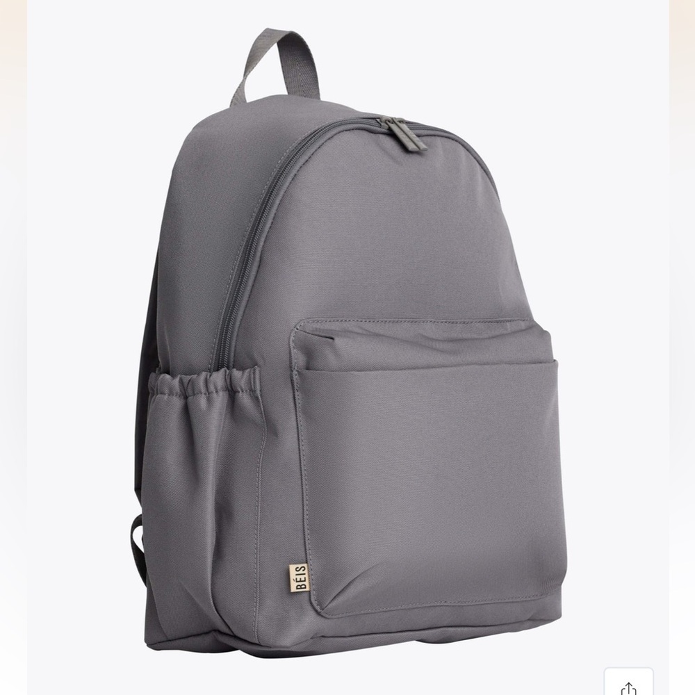 The BÉISics Backpack 
in Grey - Picture 2 of 7